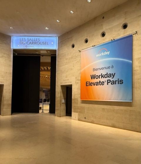 Entrée des Salles du Carrousel du Louvre pendant Workday Elevate Paris